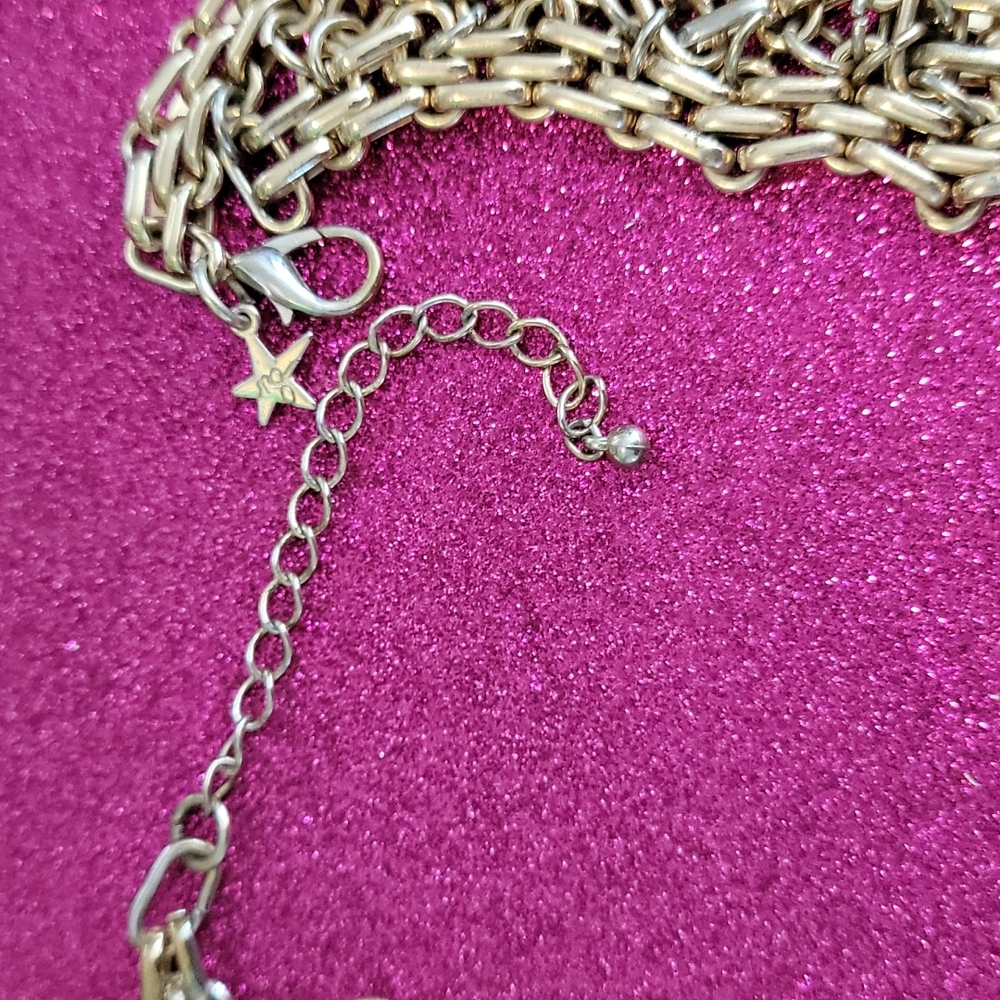 Jewelry - Picture 3 of 3